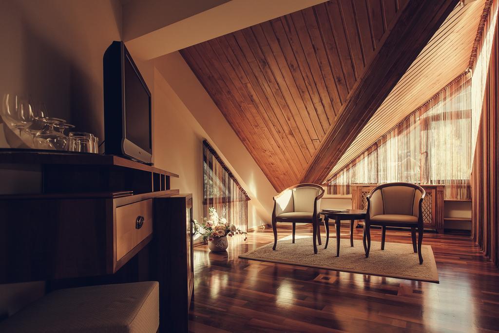 Denisa Boutique Hotel โปยานาบราซอฟ ห้อง รูปภาพ